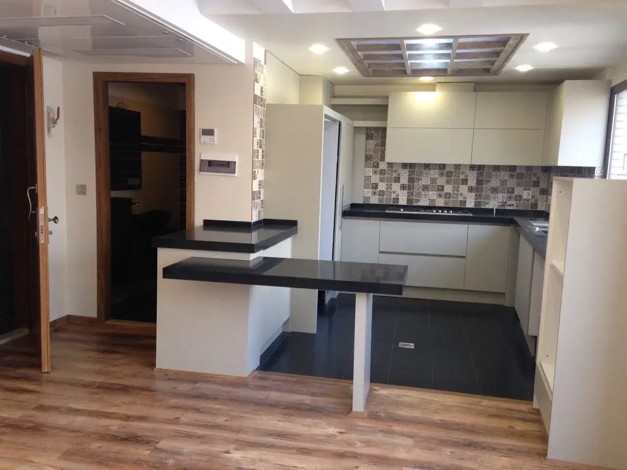 ۹۰ متر فرمانیه با مشاعات
