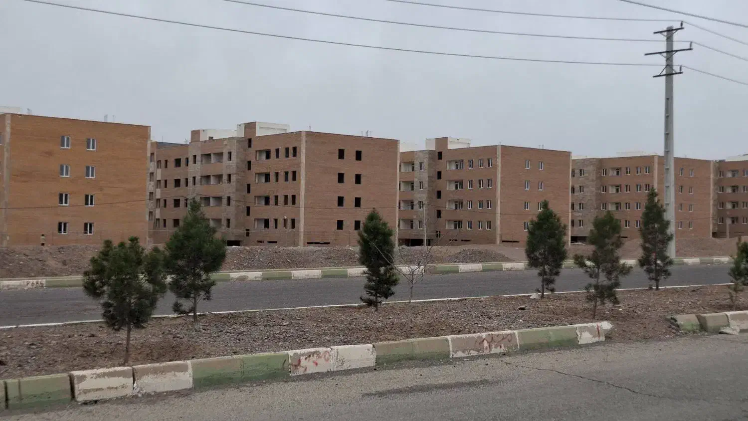 آپارتمان ۹۵متری ـ دوخوابه ـ فاز ۷
