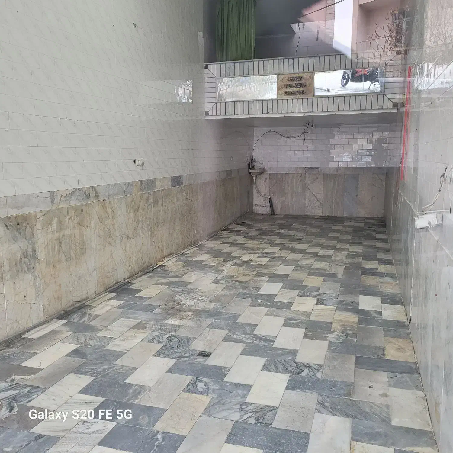 مغازه تجاری خیابان شهدا
