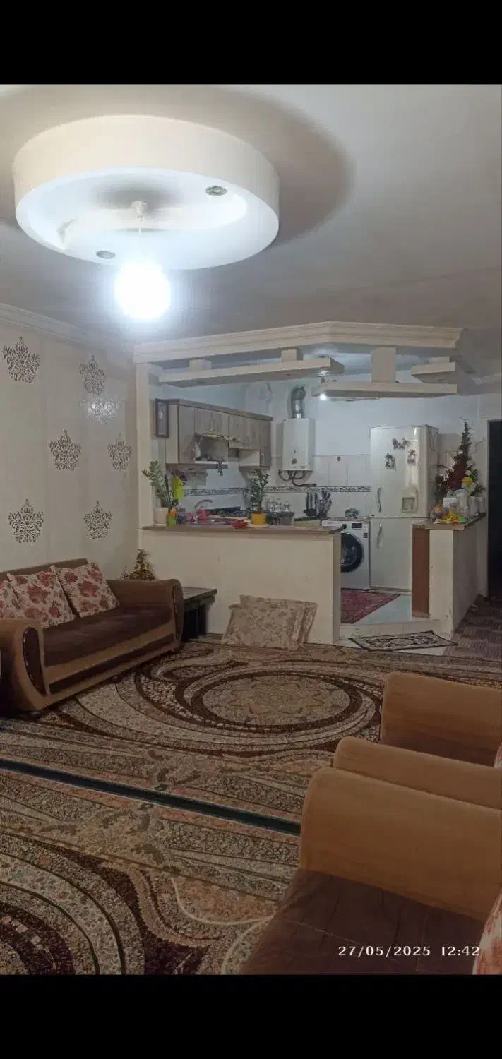 اپارتمان۹۰ متری دوخوابه