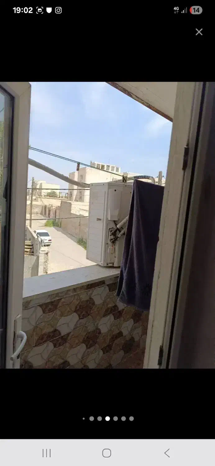 منزل 95 متری گمرکیها