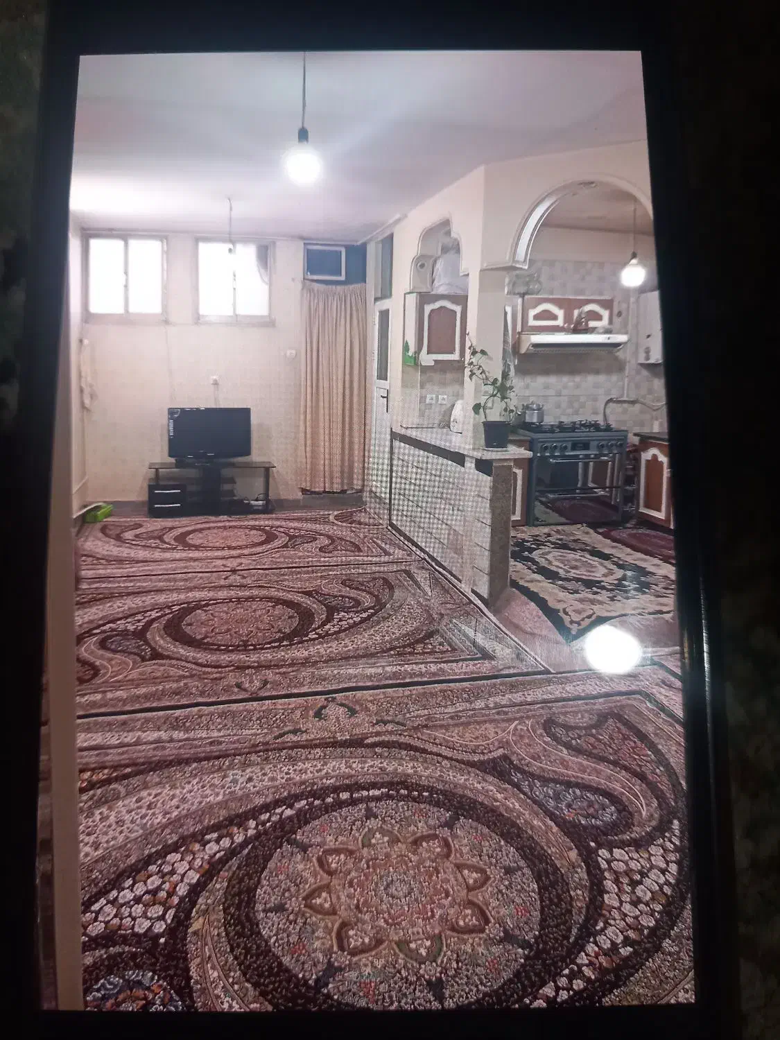 یک واحد ۷۰ متری افسریه خ ۱۹