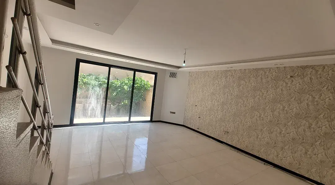 همکف از دوطبقه خوش ساخت