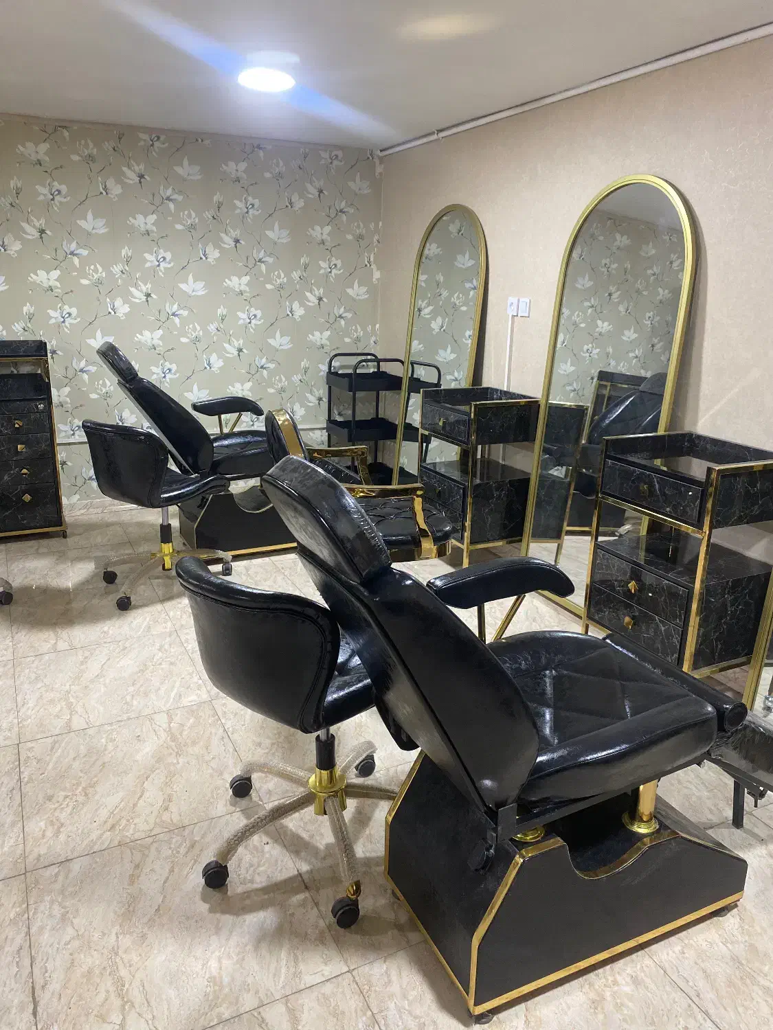 اجاره لاین ناخن