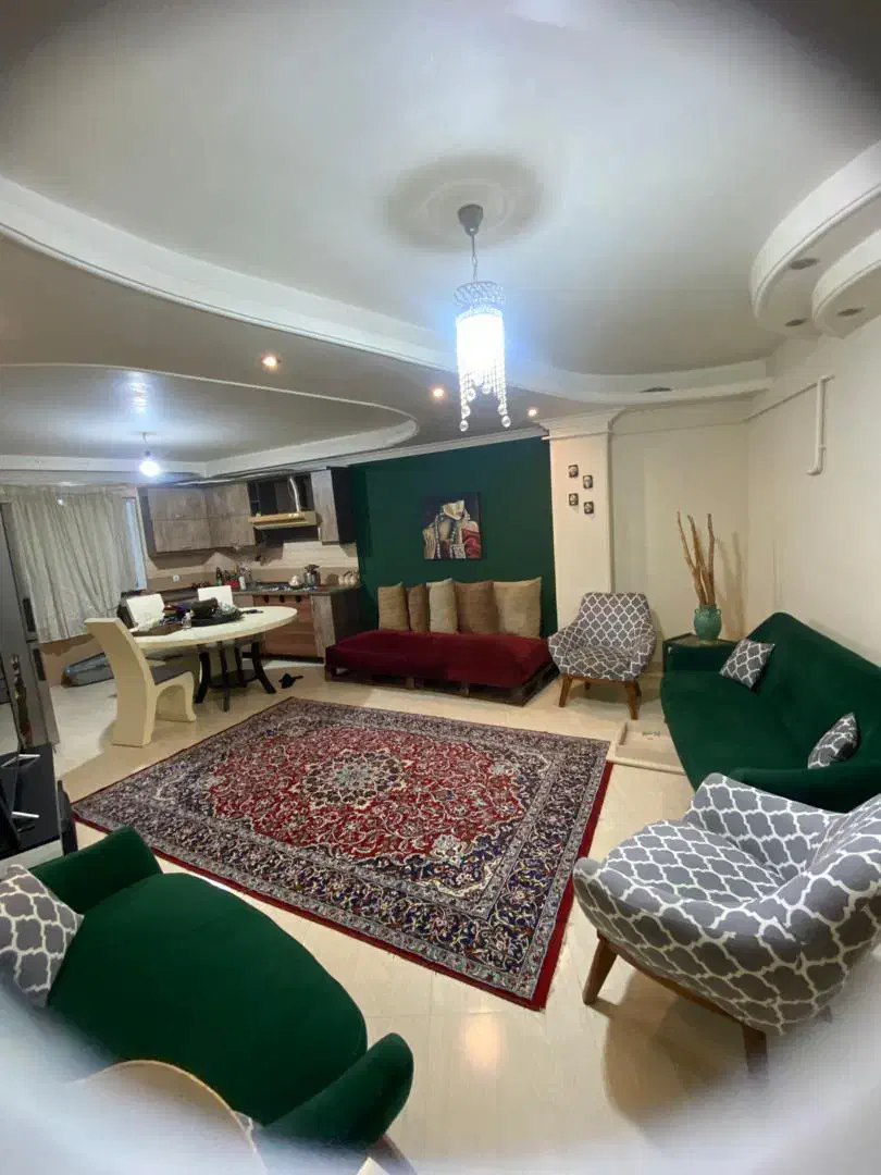 اجاره اپارتمان گلها رنگ امیزی شده و مرتب