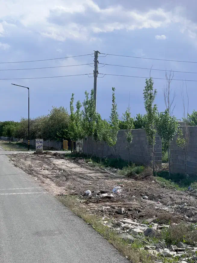 ۳۰۰ متر تا ۵۰۰ متر سند دار چهارباغ کوی دهکده