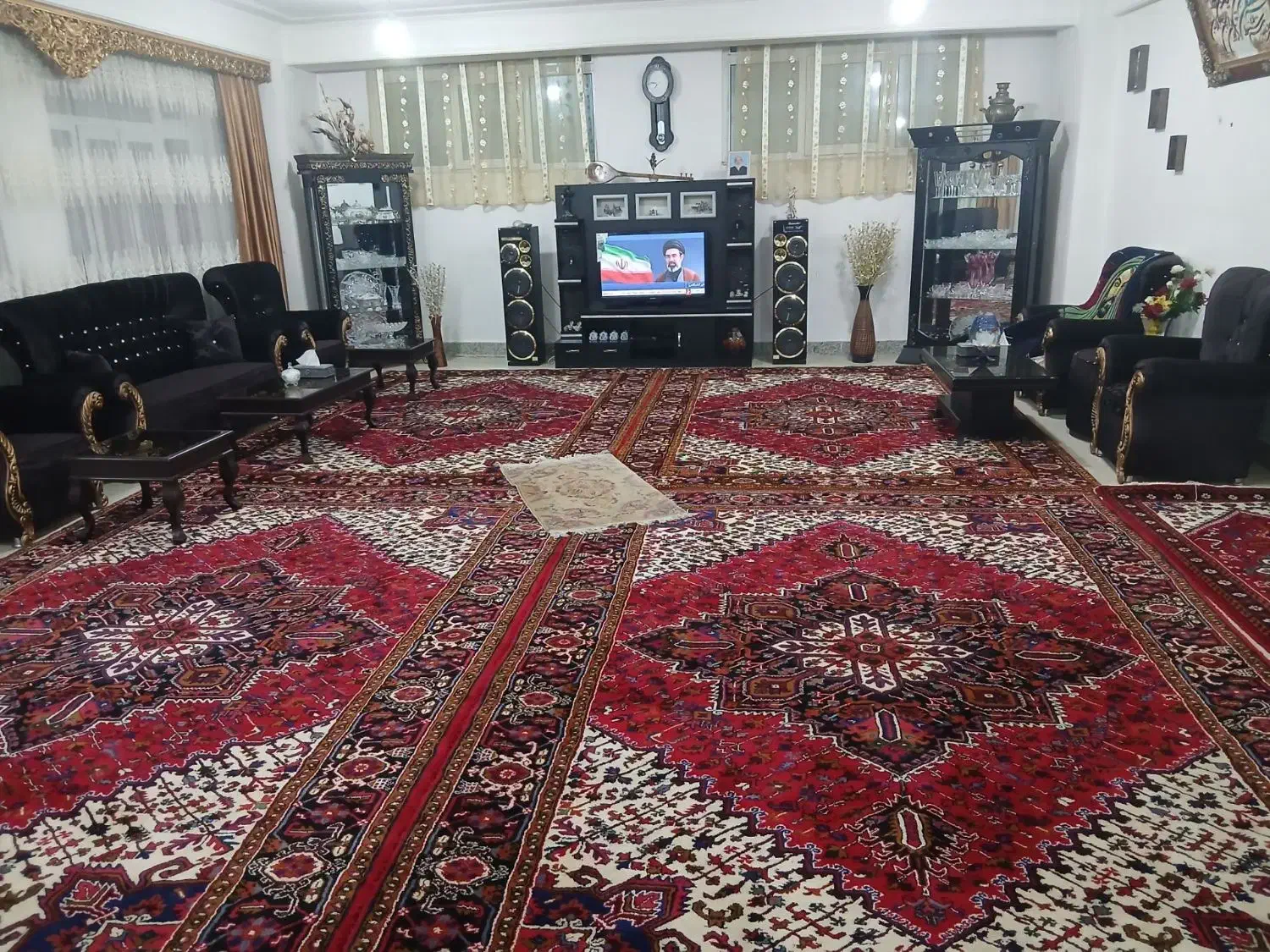 آپارتمان، شمس تبریزی شرشرا