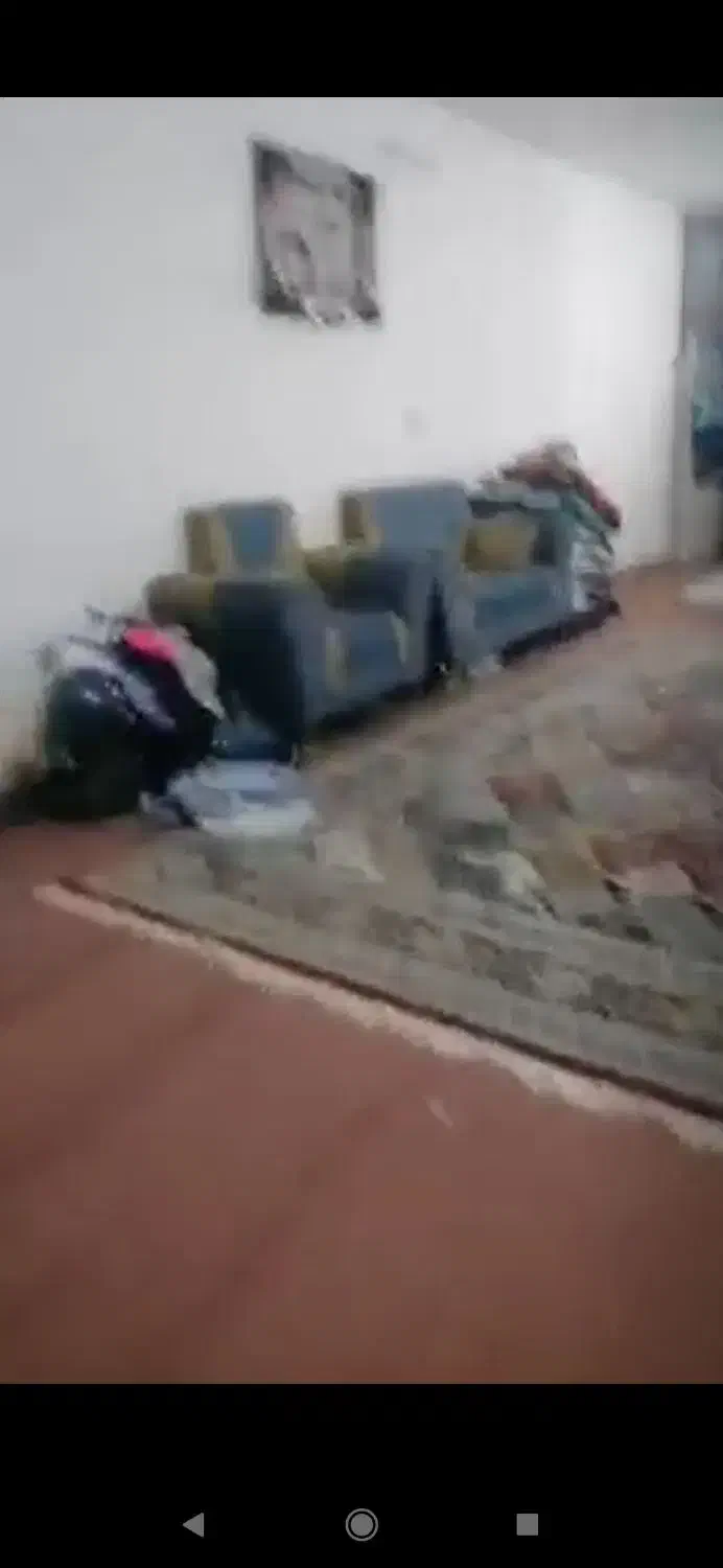 ملک ششدانگ125متر  چهار واحده 12متر تجاری