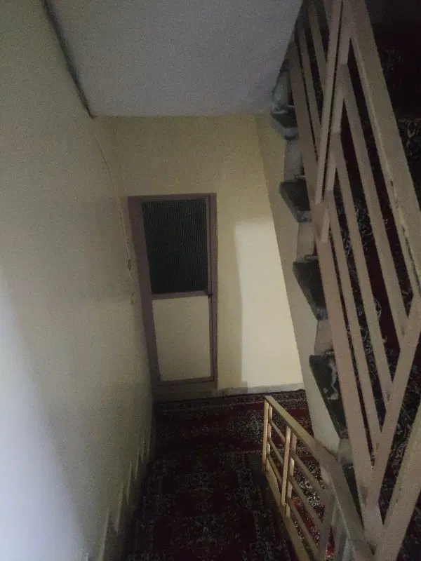 منزل ویلایی کلنگی قابل سکونت
