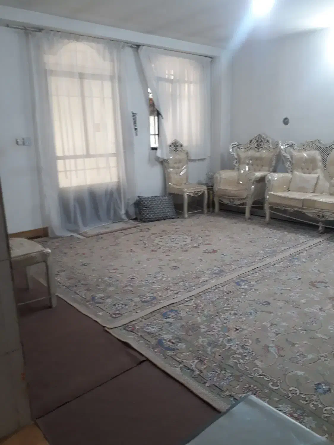 اجاره واحد مسکونی ویلایی