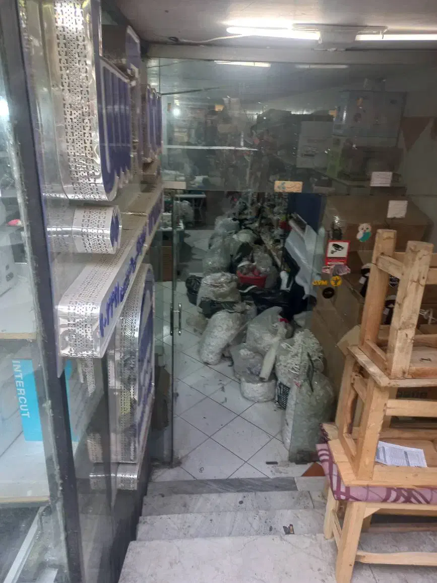 زیرزمین حیدرآباد، بَر خیابان اصلی عدل
