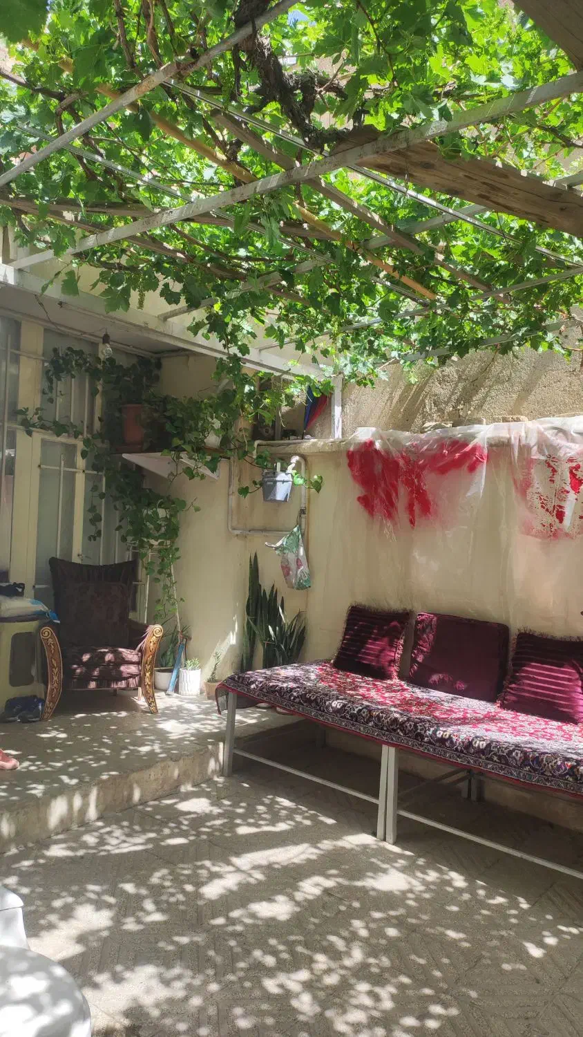 رهن کامل خانه 120 ویلای خ شهید عالمی