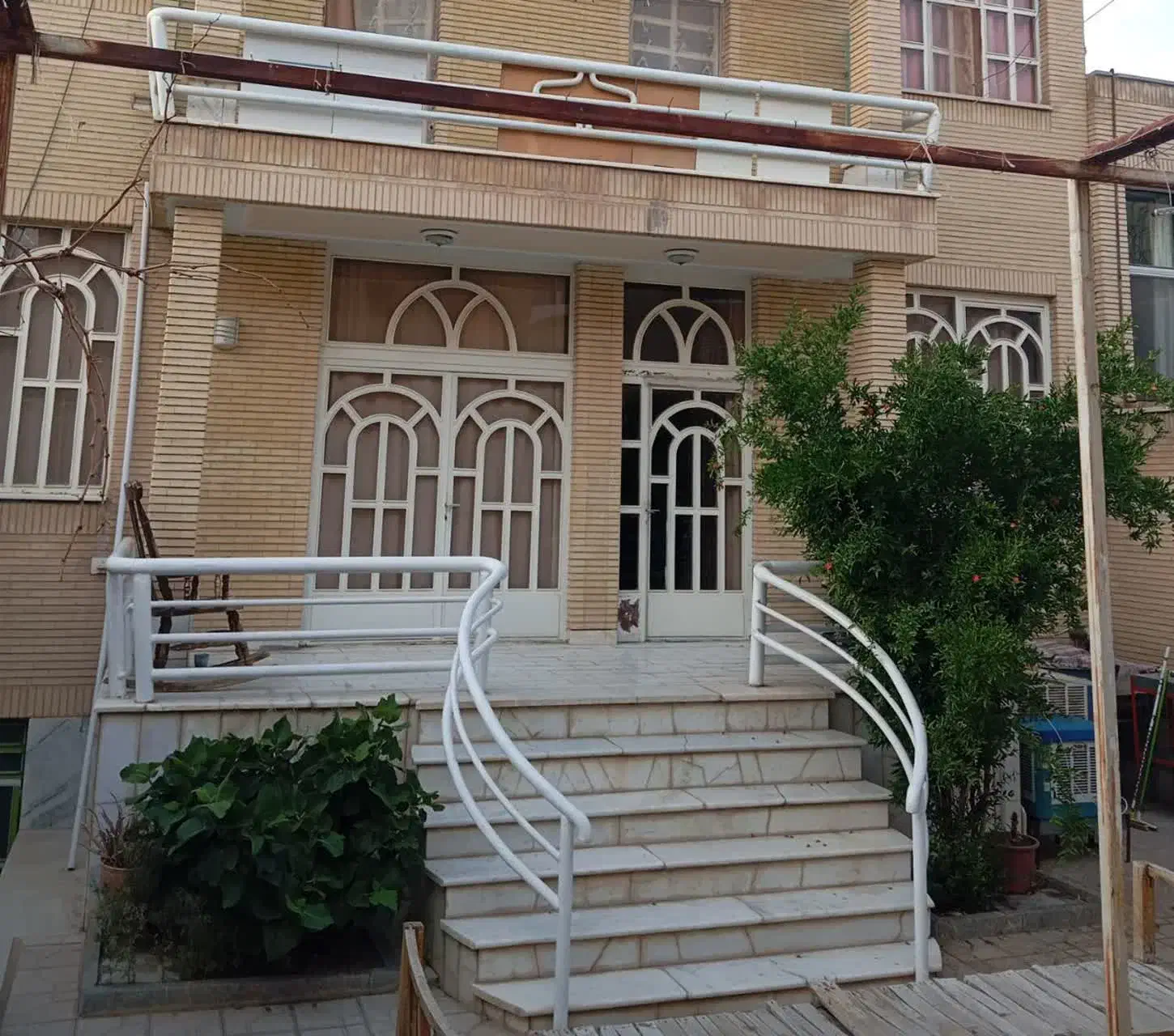 اجاره ویلایی ۳ طبقه