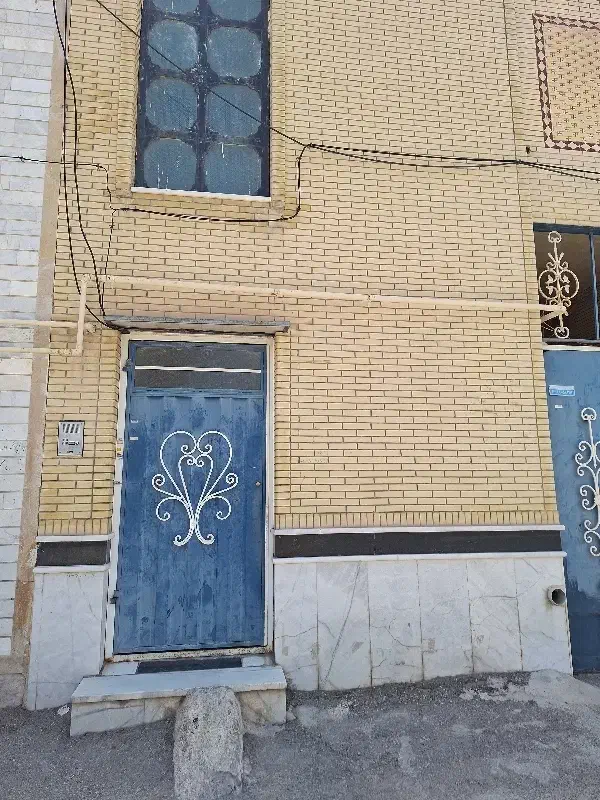 رهن کامل خانه دو واحده طبقه دوم