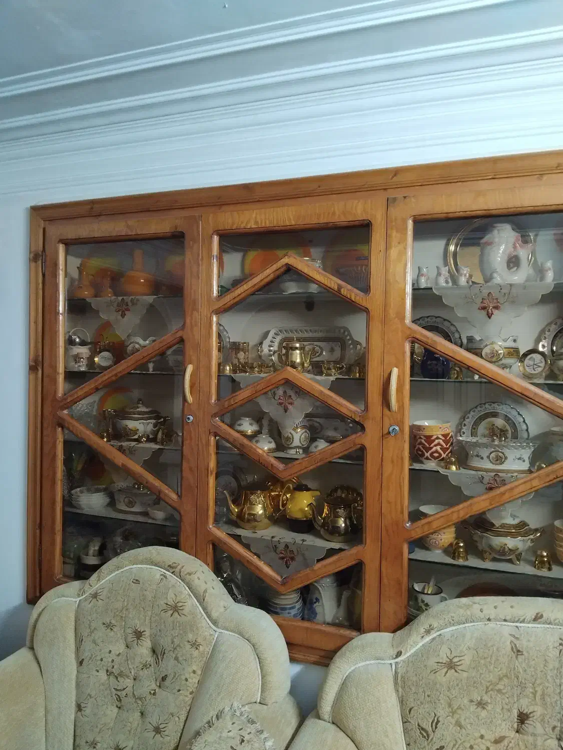 اجاره واحد تجاری بالای پاساژ طلافرکشان
