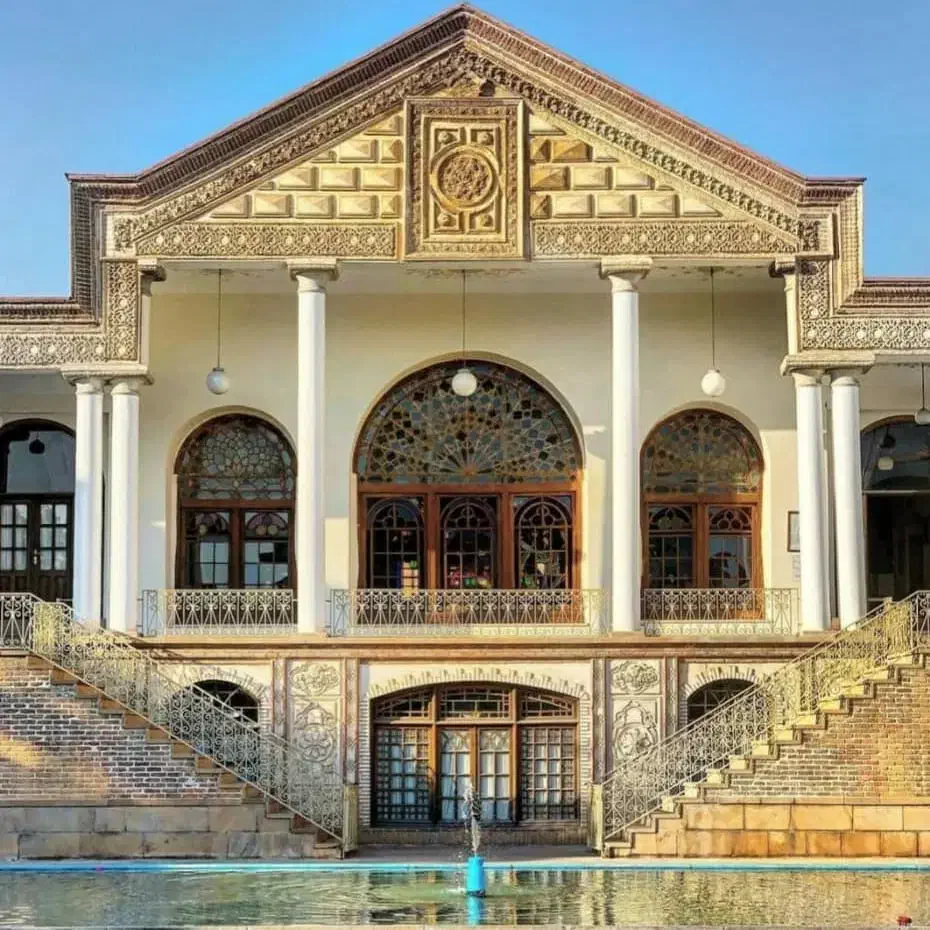 همخونه.هم خانه اقا