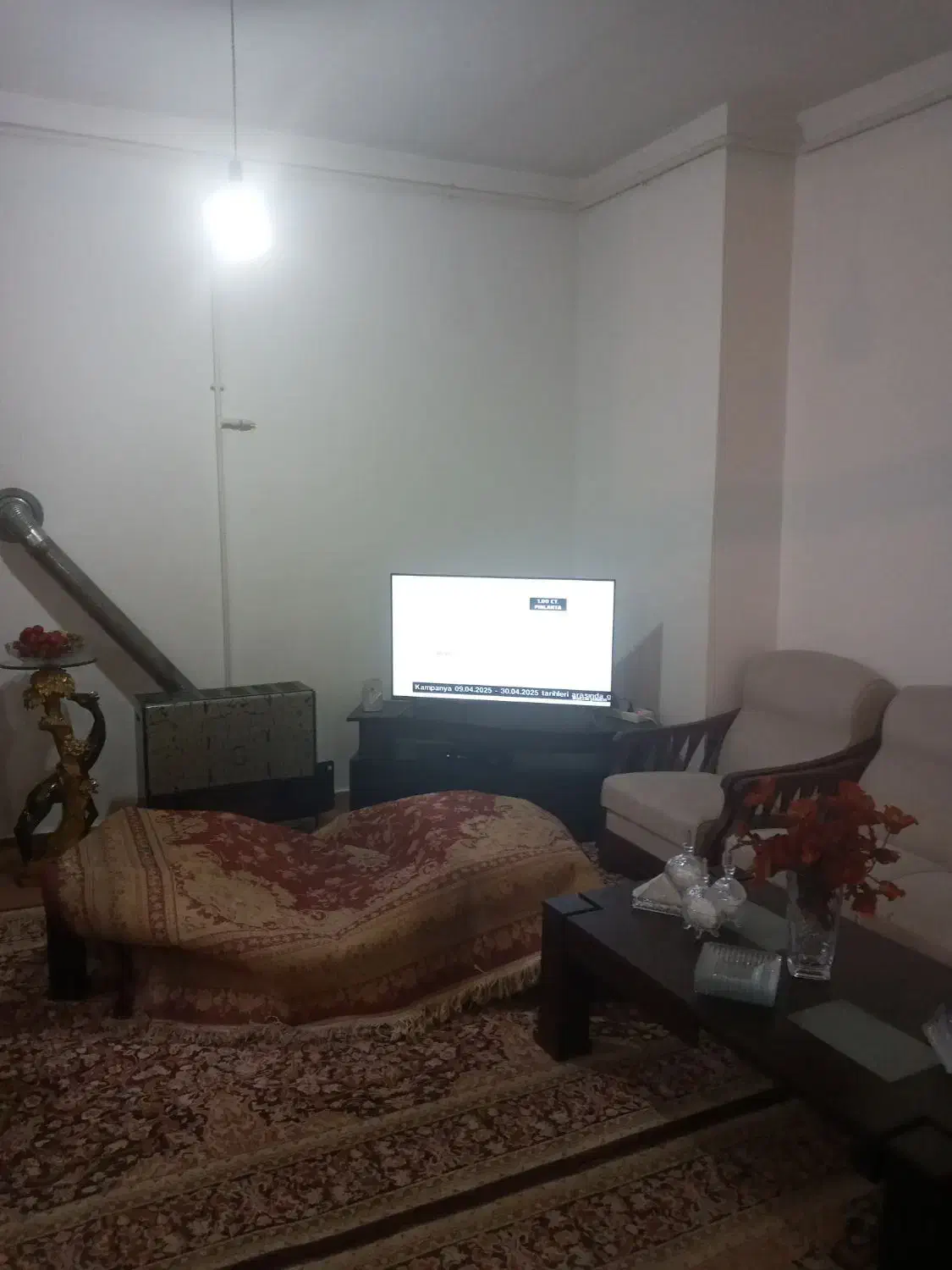 حیاط دربست