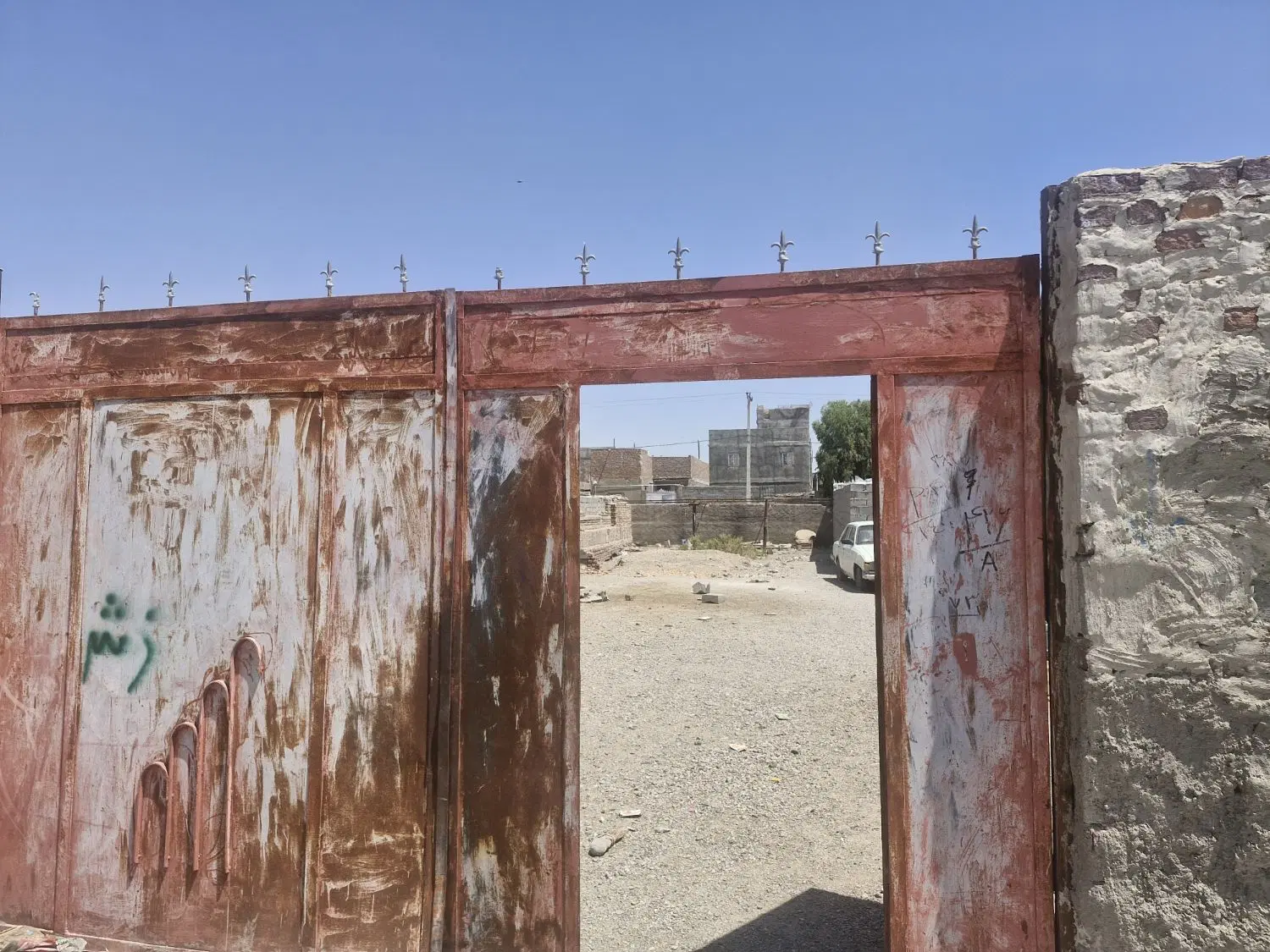 ۲۰۰ متر زمین مسکونی میلان ۷ شهرک گاوداران