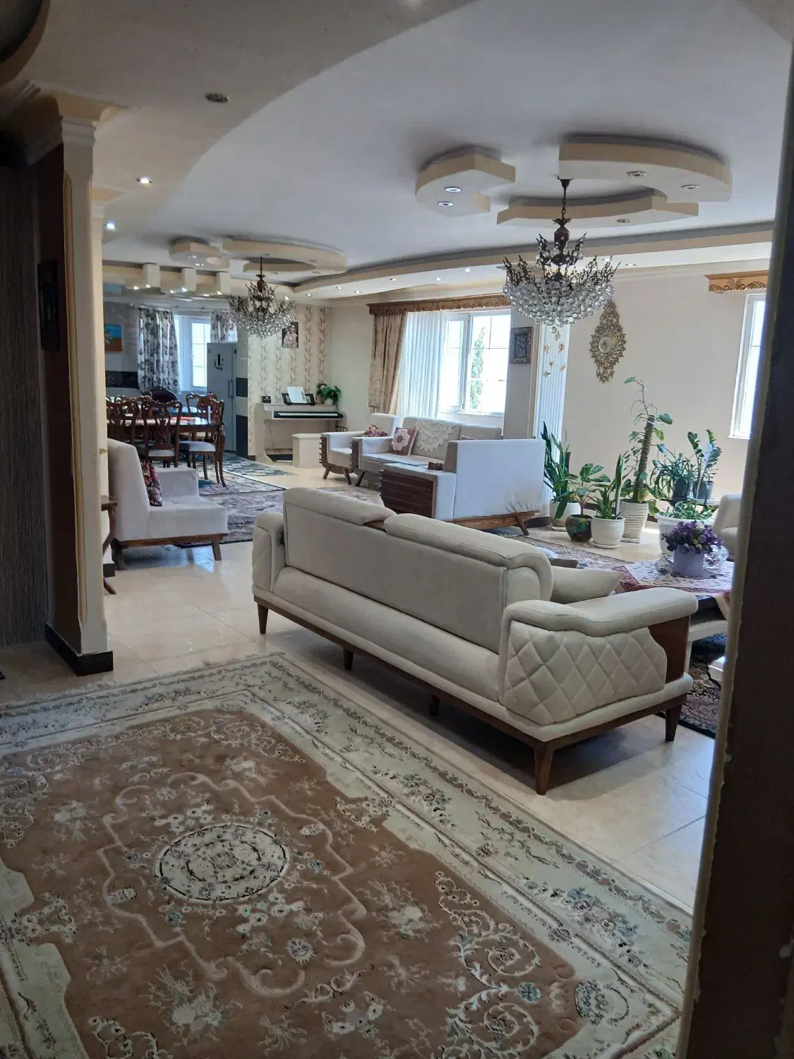 یک واحد آپارتمان در شهر رشت