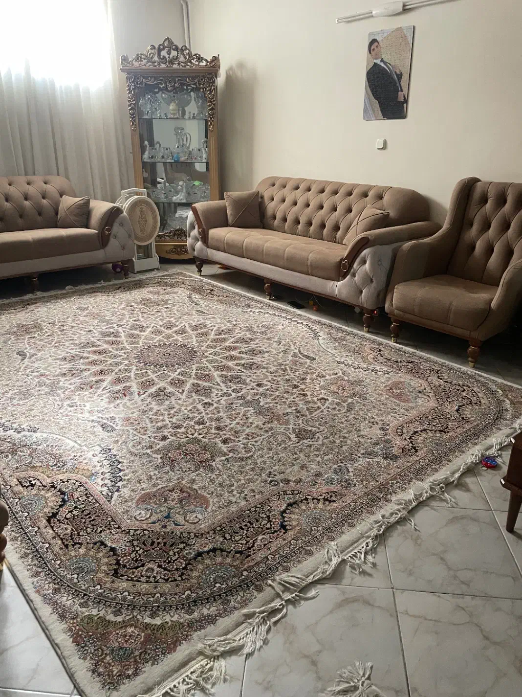 واحد زیر همکف سه بر نورگیر