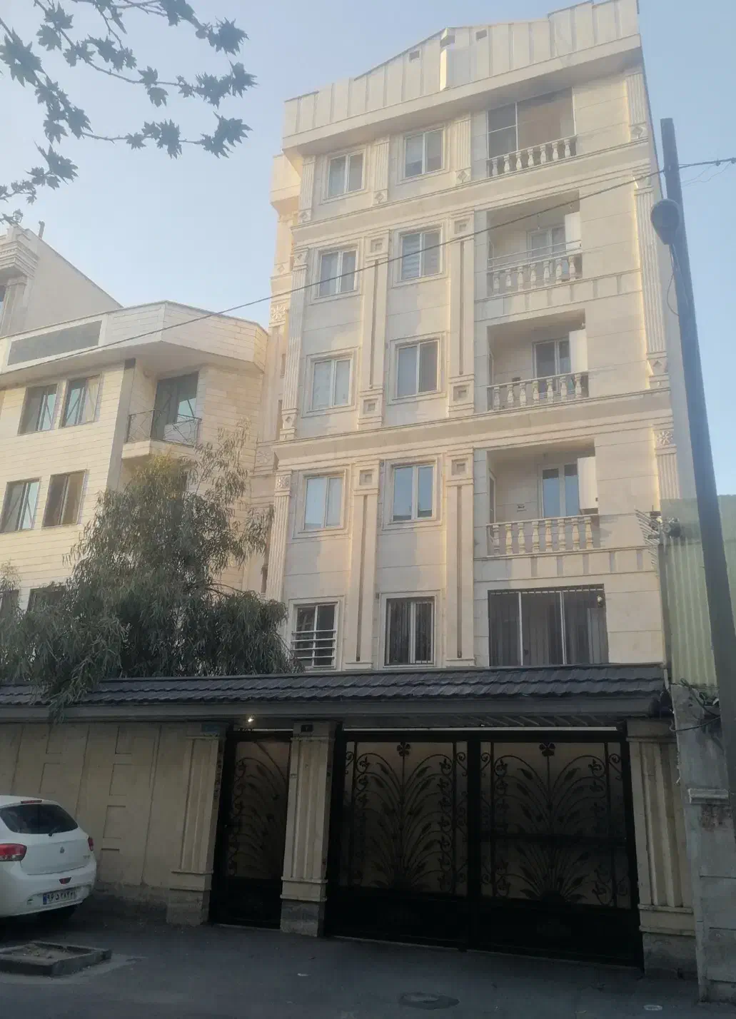 فروش واحد دوخوابه 105متری سهروردی جنوبی کوچه لاله