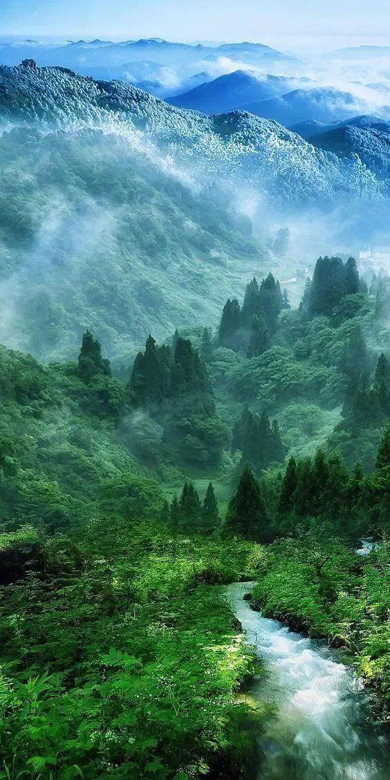 باغ با ساختمان جای خوش آب و هوا