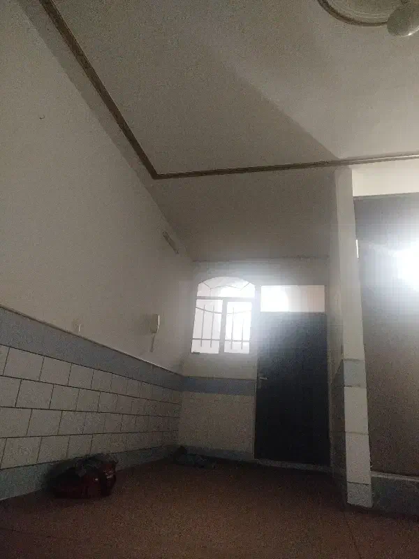 هم اتاقی