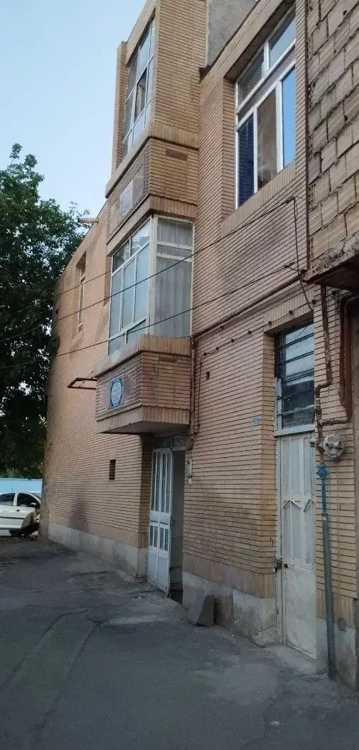 منزل. ویلایی در خیابان کاشمر