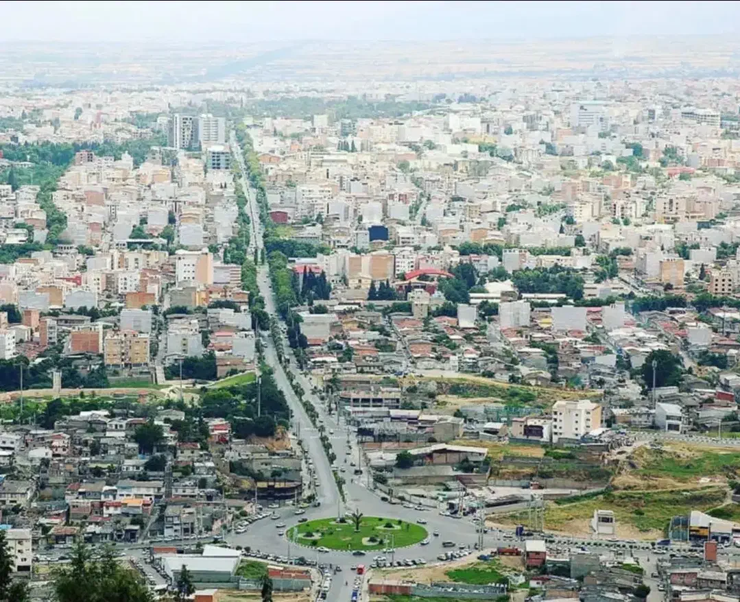 آپارتمان به همراه دو مغازه