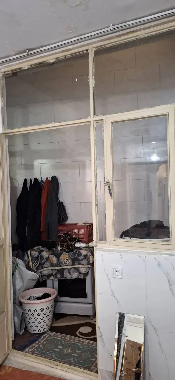 فروش ۸۵ متری ۲ خوابه با پارکینگ چهارباغ