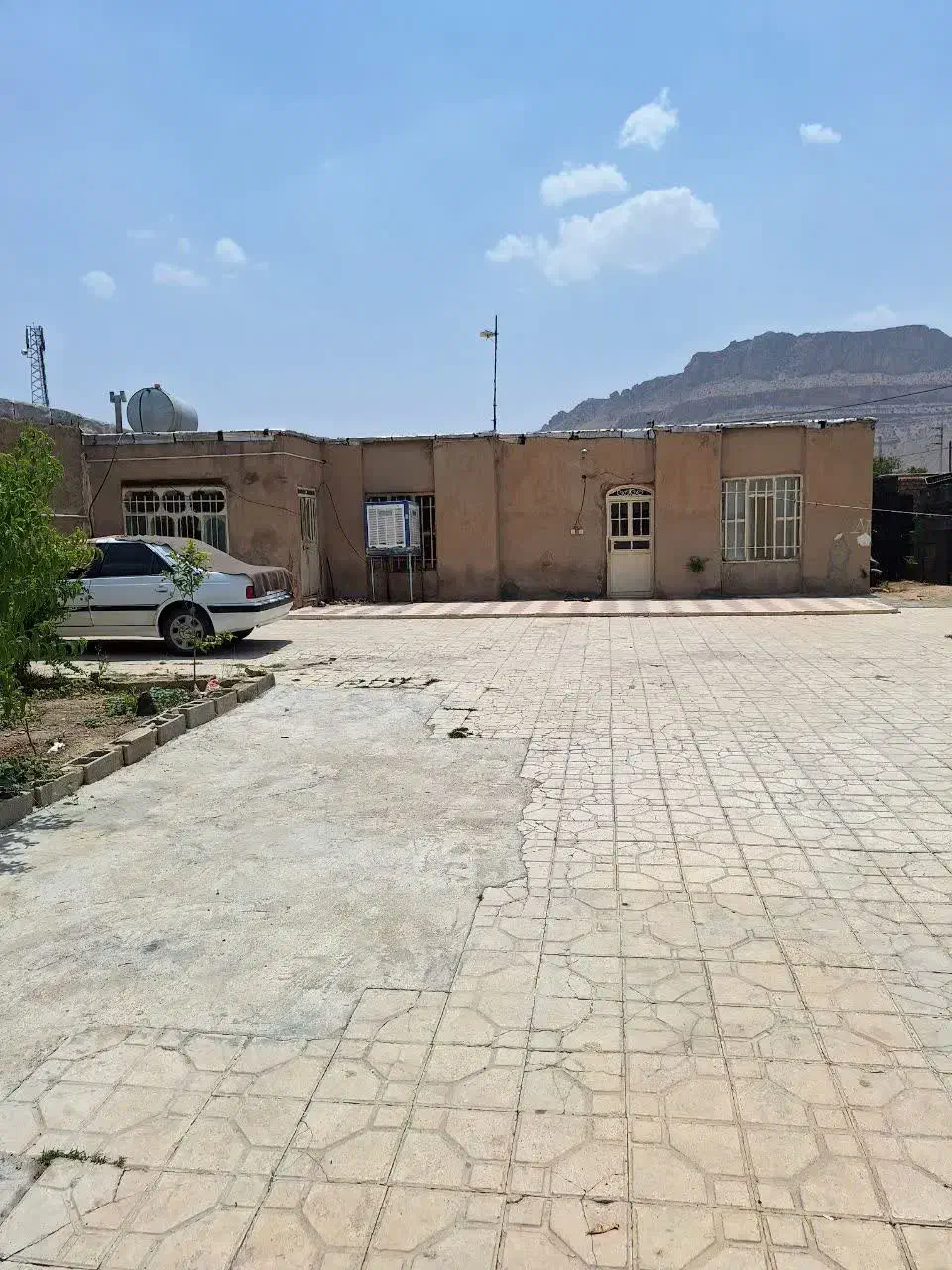 فروش خانه و گله دانی