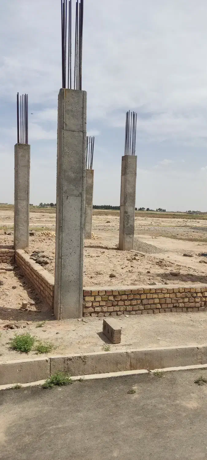 فروش ویلایی نیمه ساخت بلوار صدوقی داخل کوچه