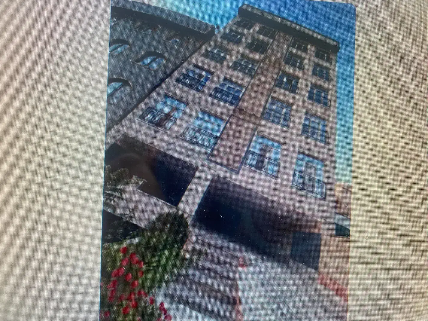 ۵۰ متر یک خواب + اسانسور + انباری
