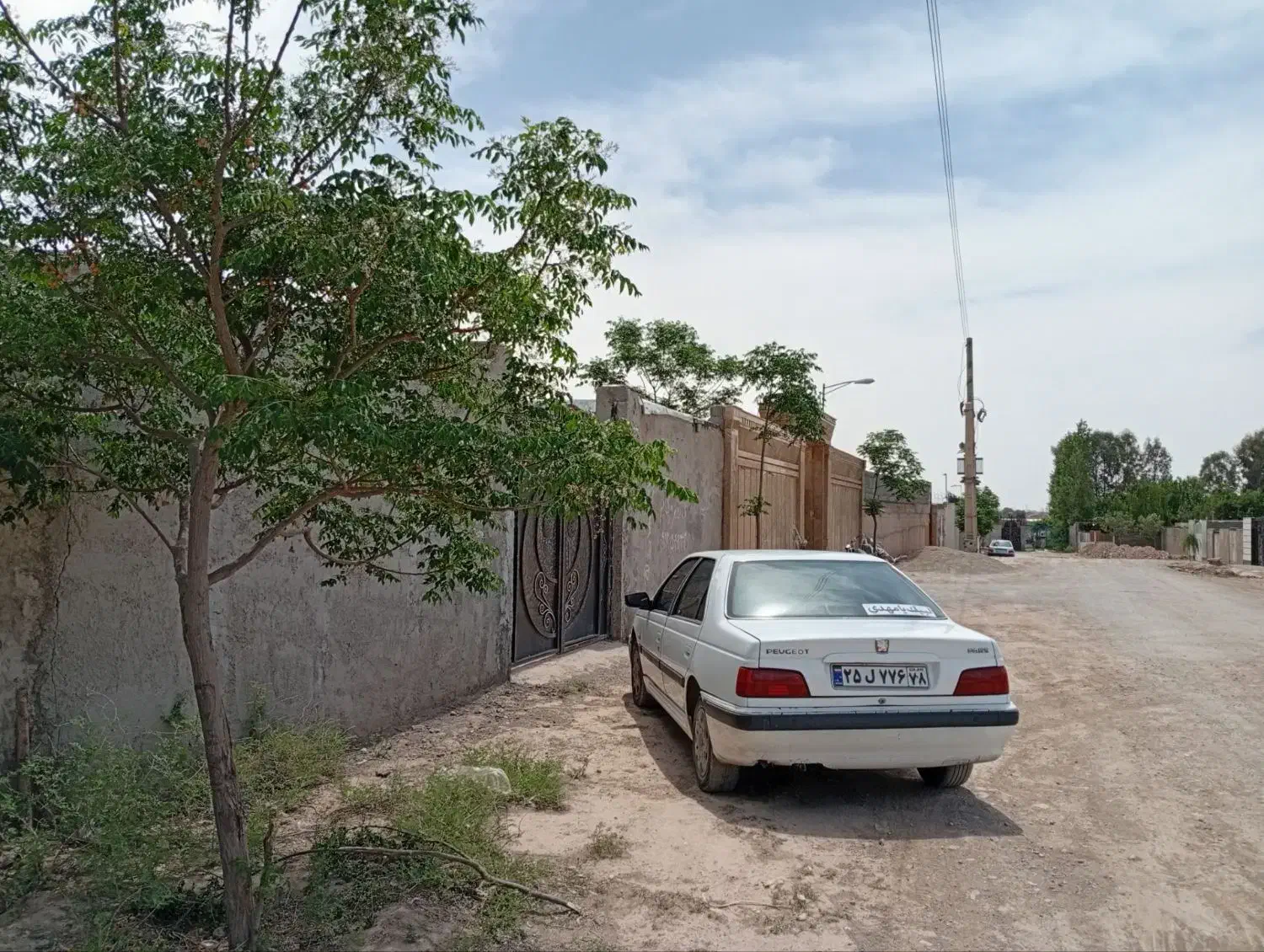 چهاردیواری۷۰۰متری