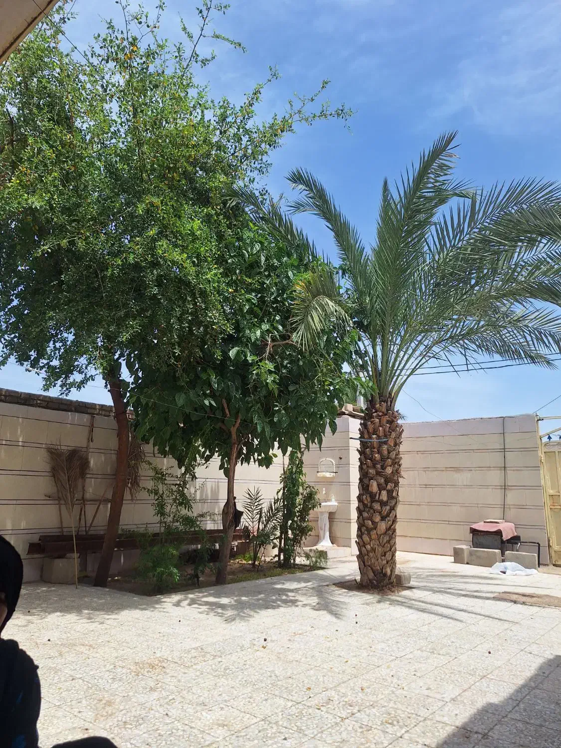 منزل مسکونی ۳۰۰ متری