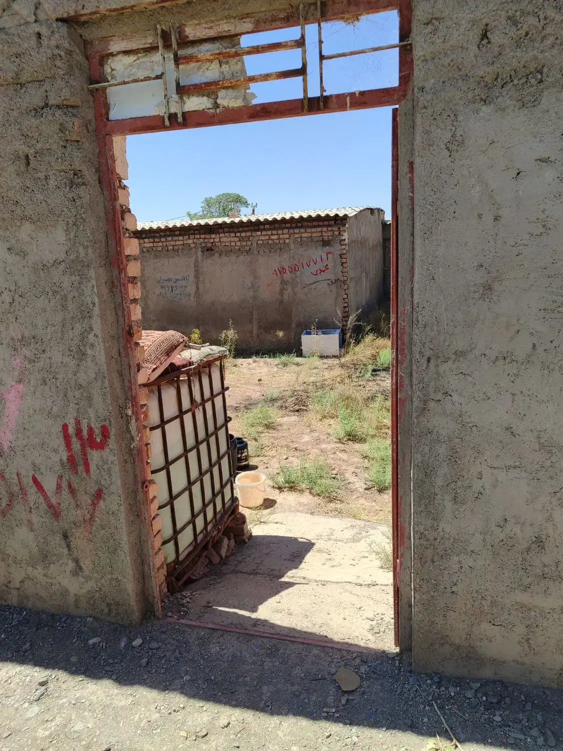 زمین پشت خیام روستای جوری