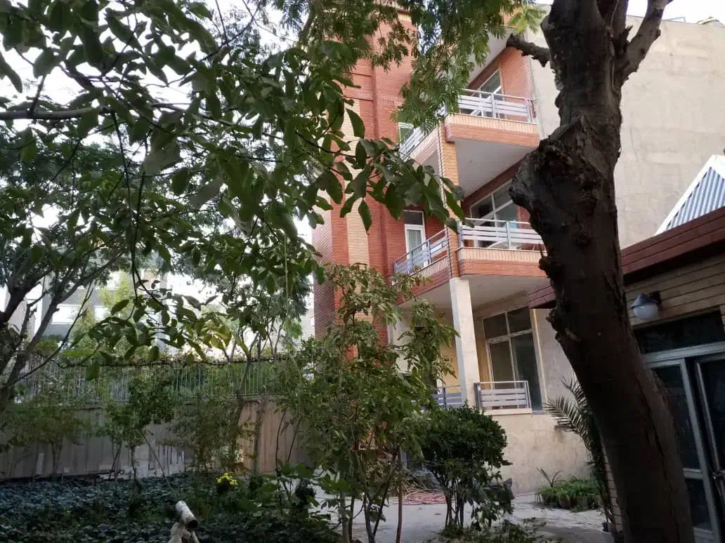 فروش ویلایی بازسازی شده بسیار زیبا با تراکم بالا