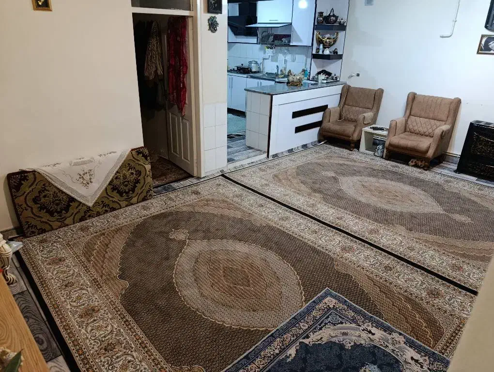 خانه دو و نیم طبقه