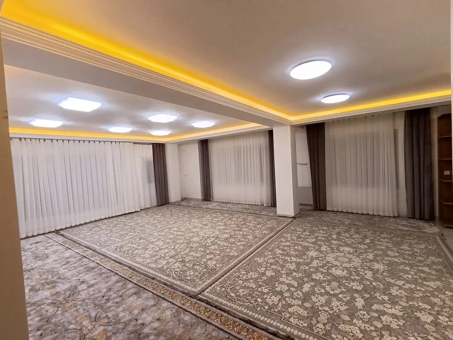 پنت هاوس دوبلکس ۴۵۰ متری فوق لوکس