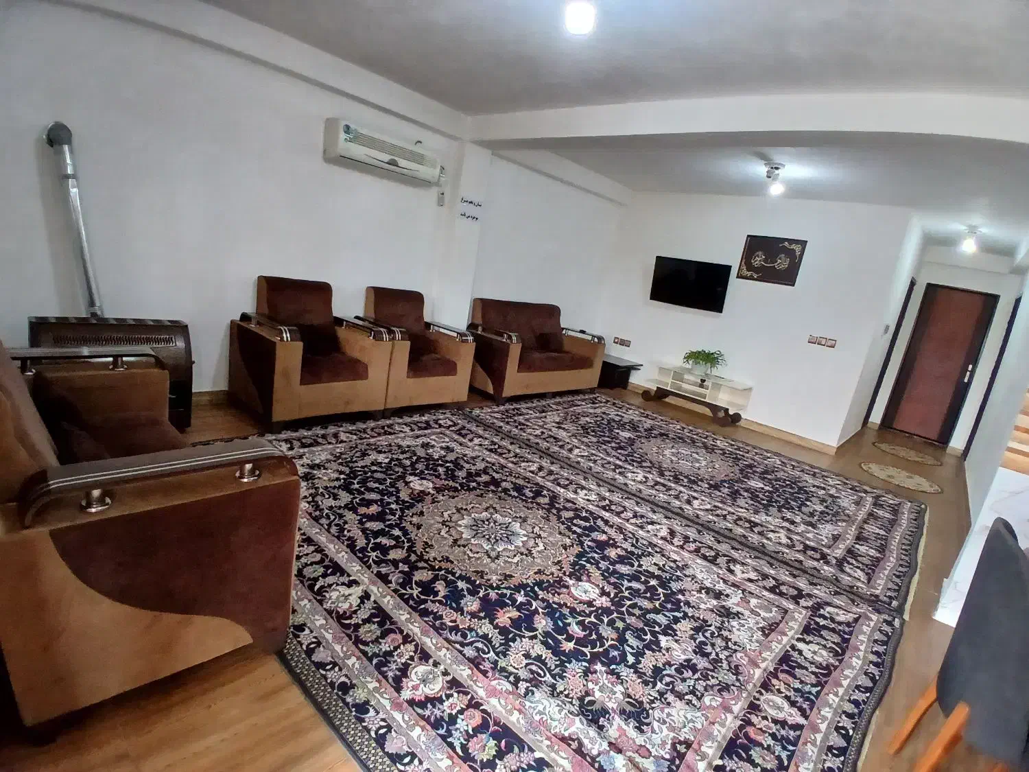 اجاره ویلادوخوابه وکلبه چوبی جنگلی الان خالیه