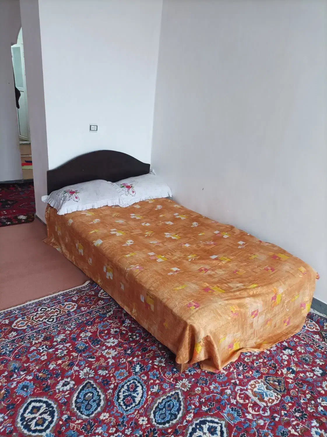بومگردی و خانه مسافر هفت چشمه