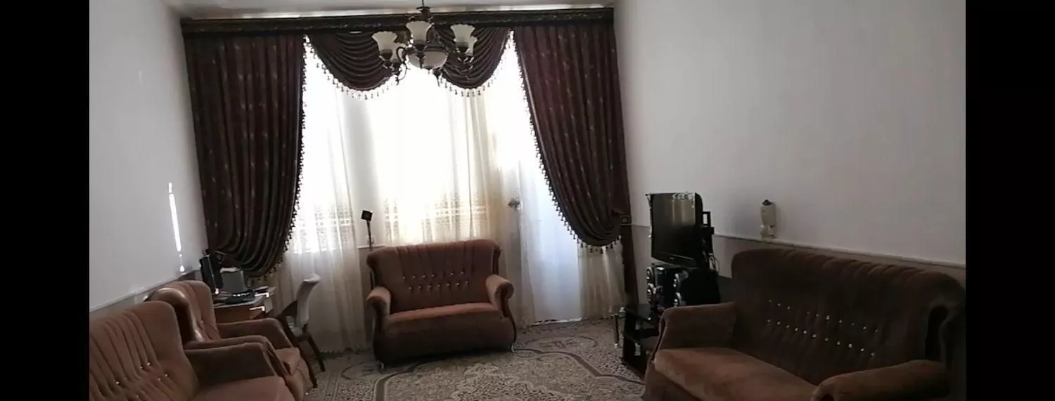 فروش خانه  ۲۰۷ متری دوطبقه هم کف و طبقه اول دوخواب