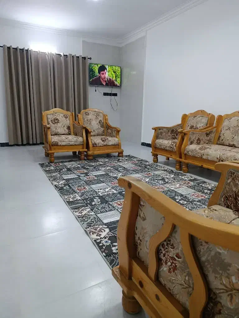 سویت یک خواب دربست تمیز با پارکینگ ۳ دقیقه تا دریا