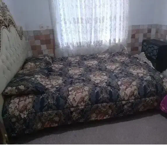 بنا ۱۰۰ متر مبله وتمیز با تمام امکانات