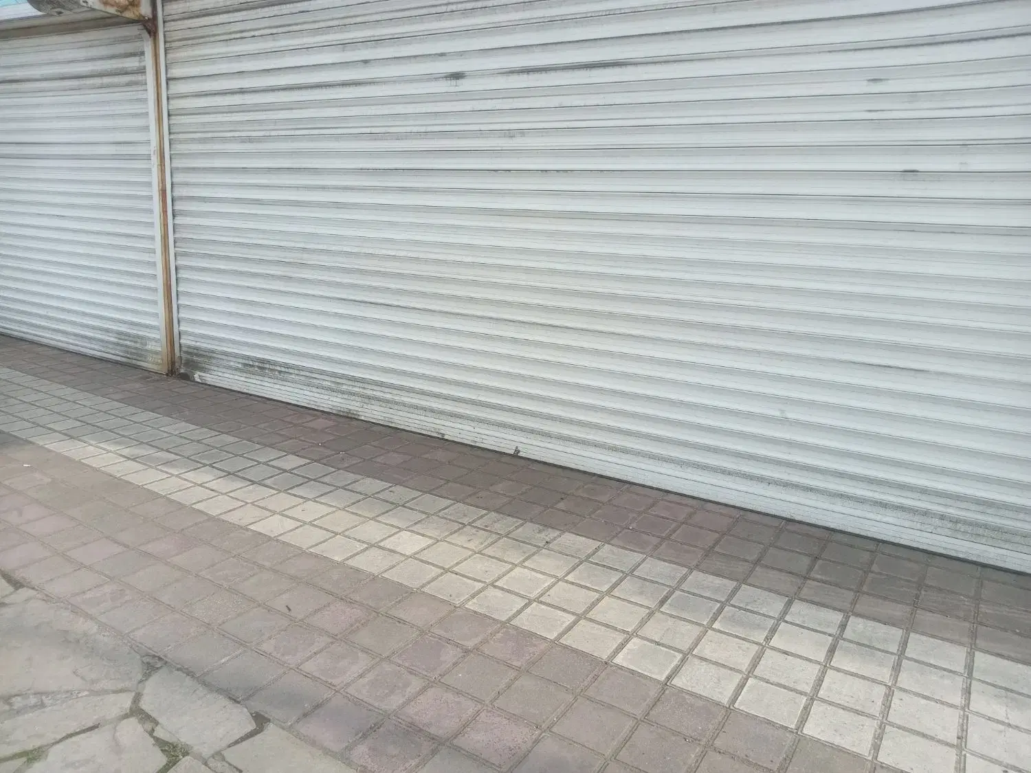 فروش ملک تجاری و مسکونی