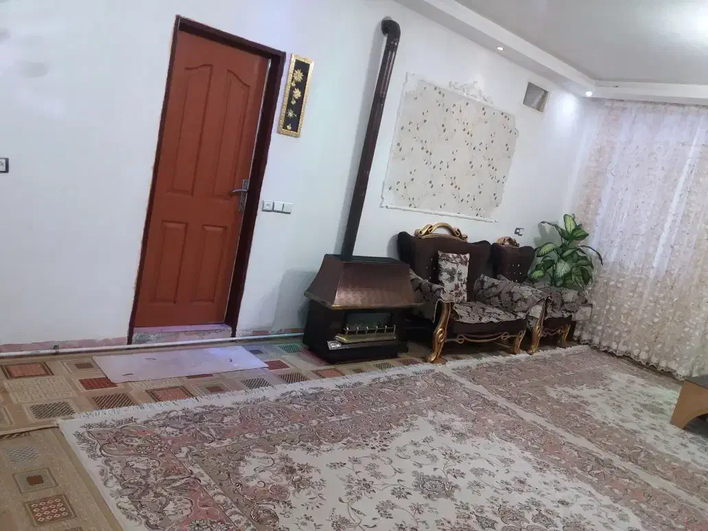 دو طبقه مستقل