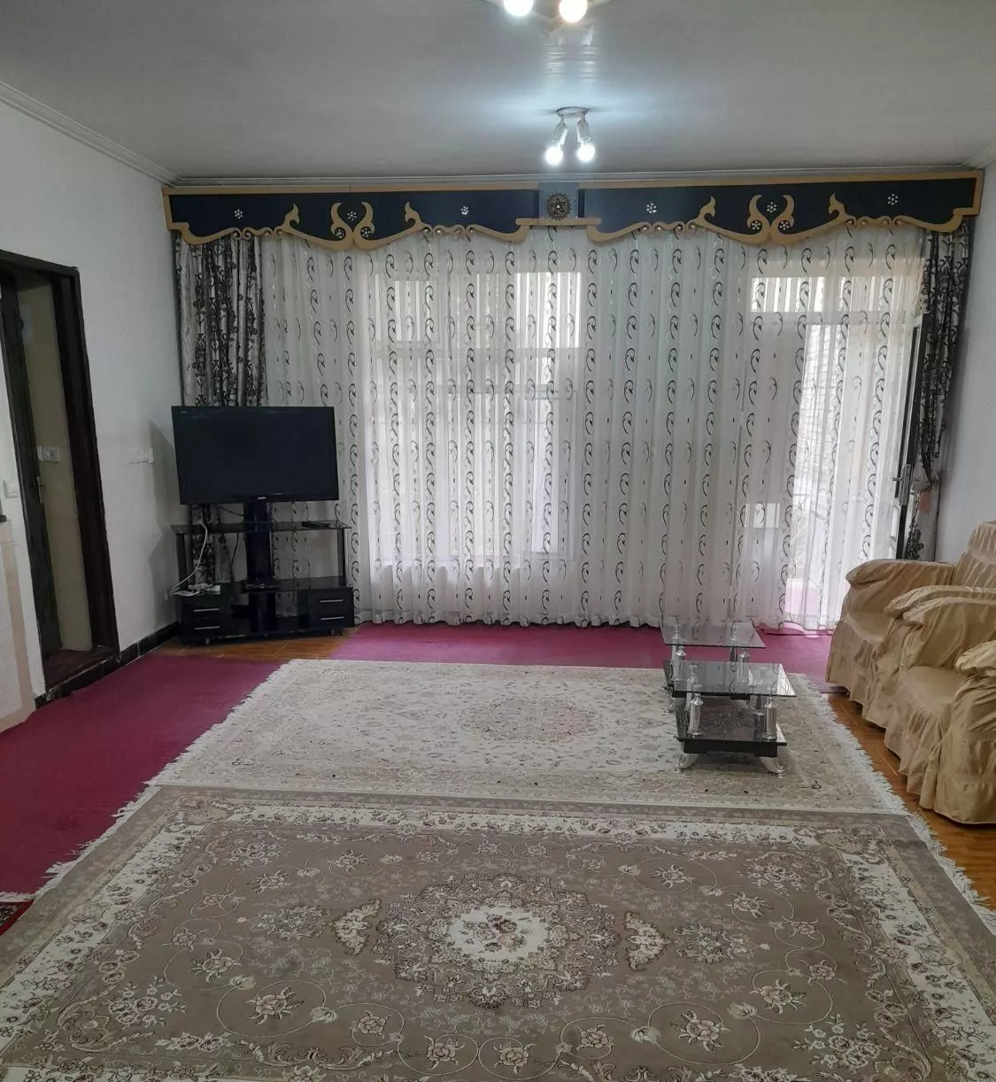 سوییت .وخانه مسافر سبحان