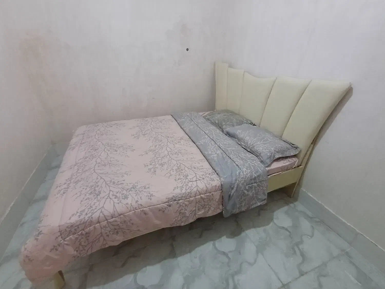 خانه منزل نوساز دو خواب شیک تمیز با پارکینگ سویت