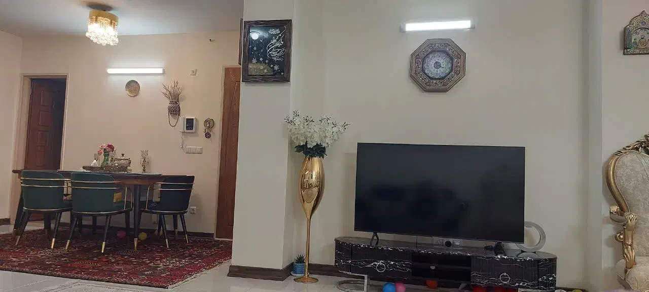 آپارتمان بسیارتمیز*سنددارد*دوخواب*پرنور*فول