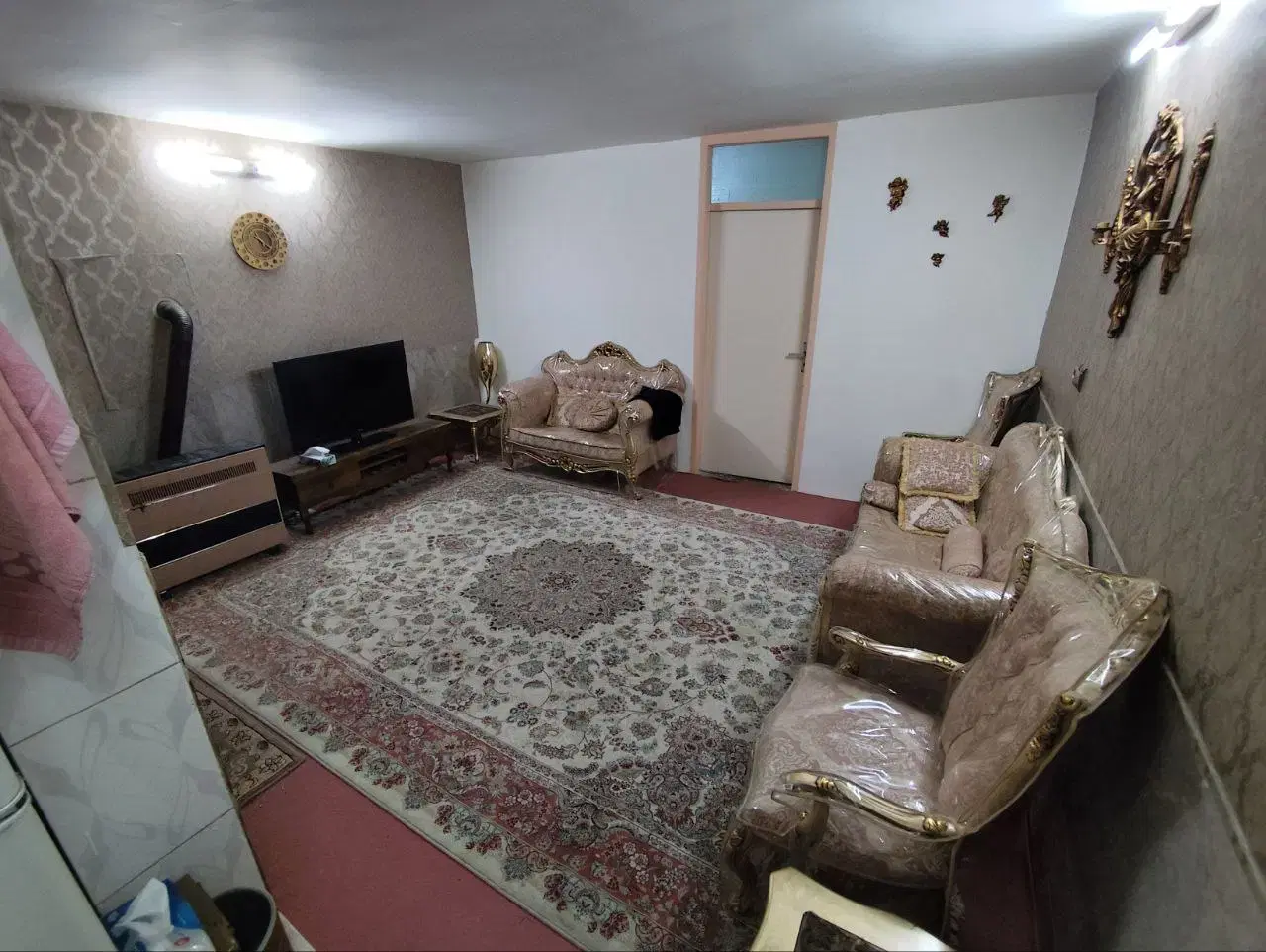 خانه فروشی ۷۰متری واقع در قائم 16 معاوضه باخودرو